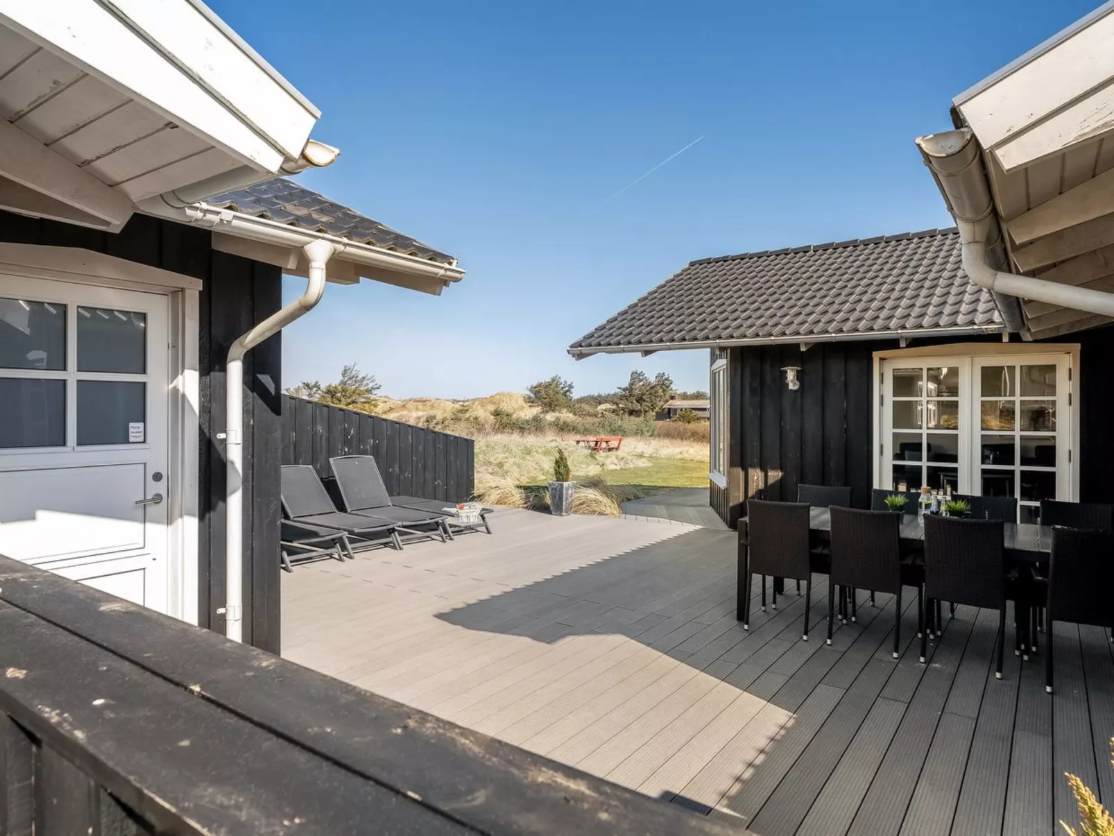 "Djuna" - 550m from the sea-Buiten