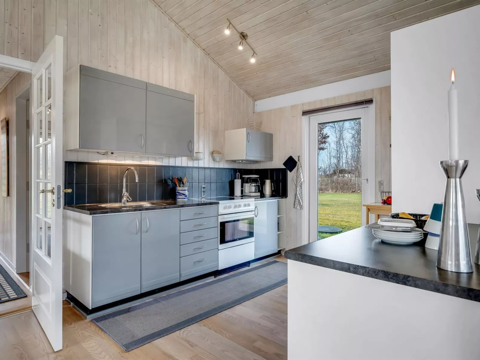 "Tosti" - 180m to the fjord-Binnen