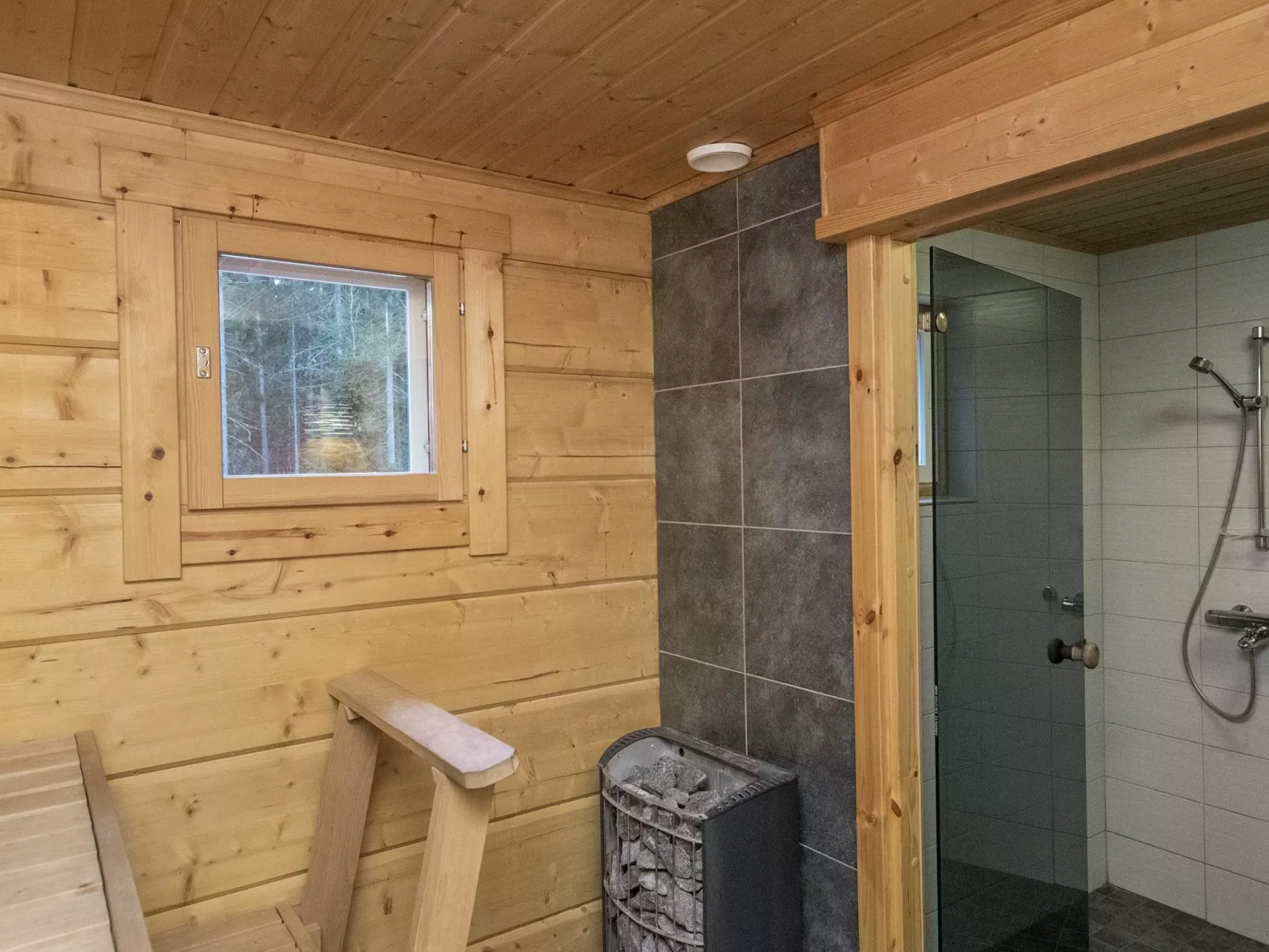 Villa puronotko-Binnen