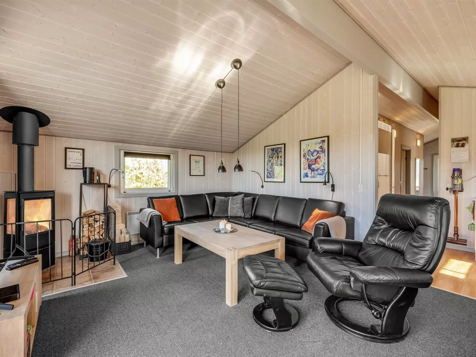 "Seba" - 1km to the fjord-Binnen