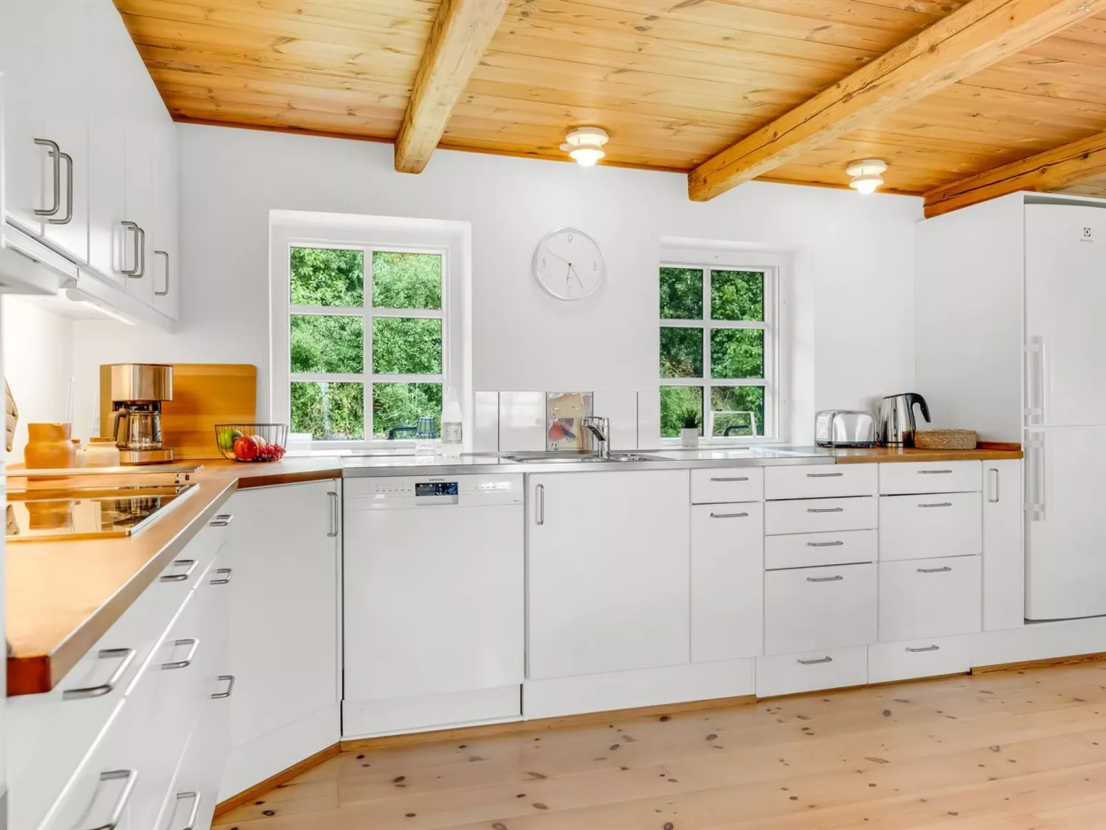 "Åsta" - 400m to the fjord-Binnen