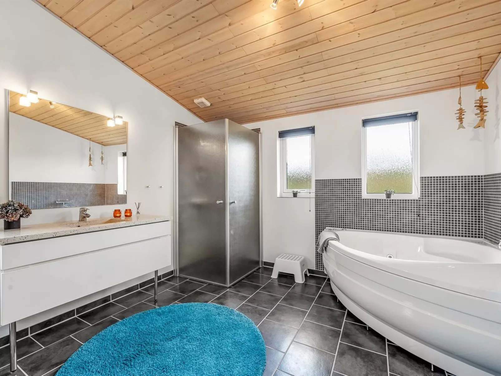 "Anelise" - 800m to the fjord-Binnen