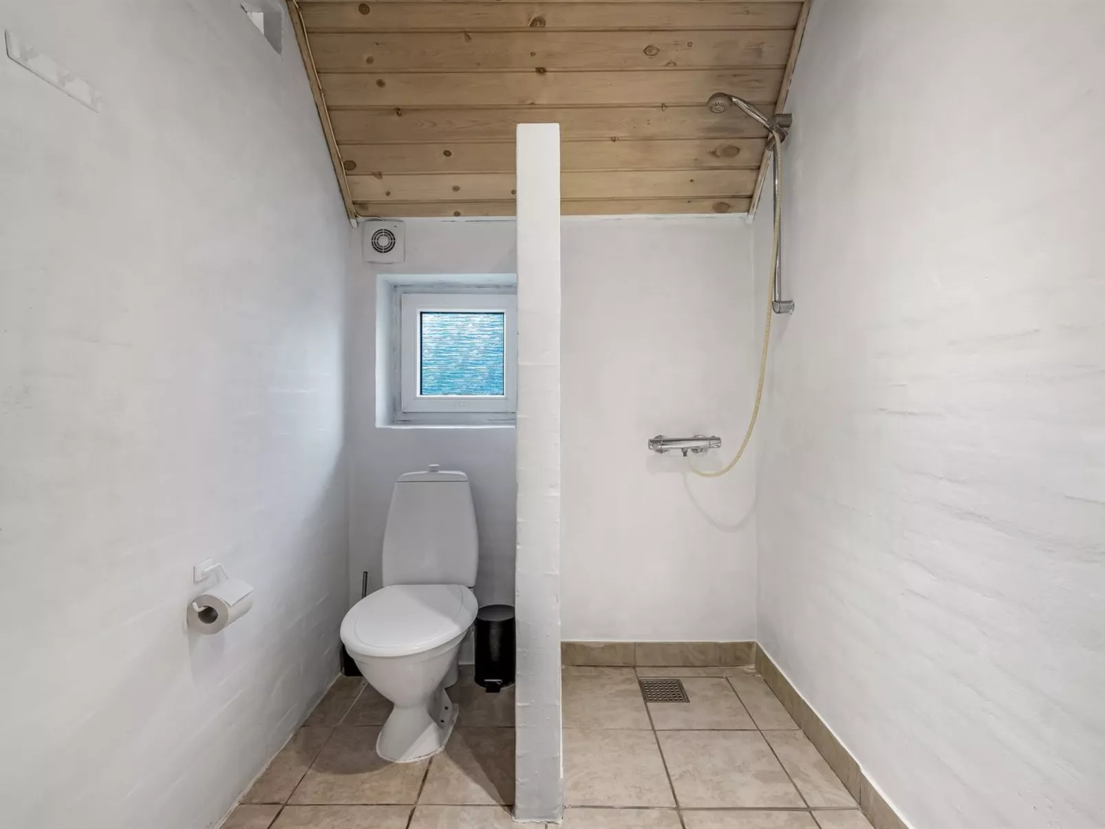 "Alisa" - 2km from the sea-Binnen