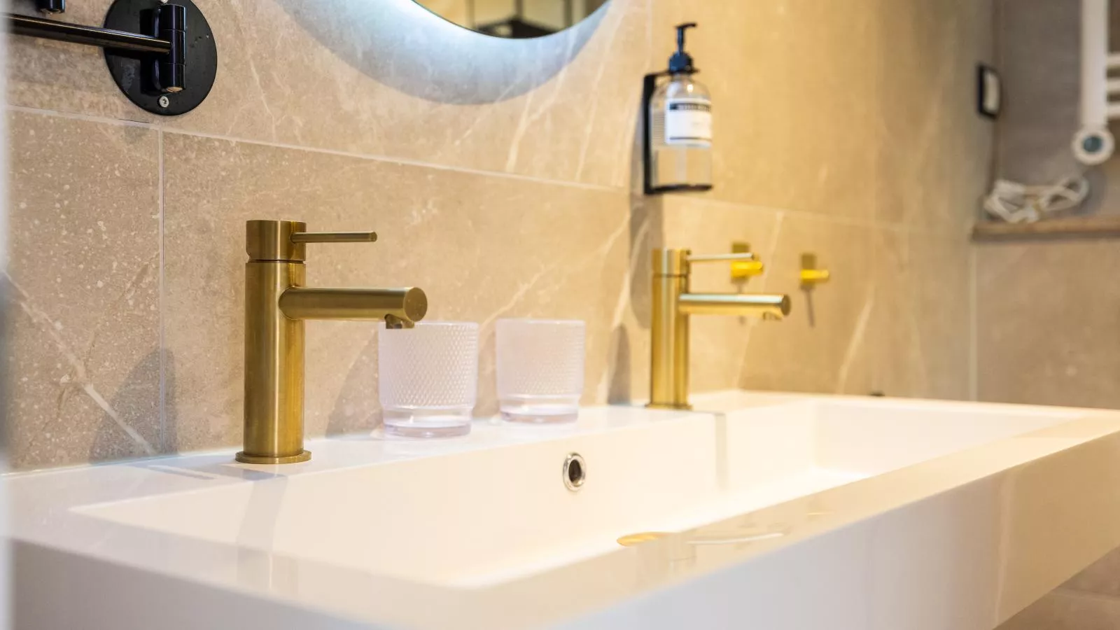 Rekerlanden 1-Badkamer