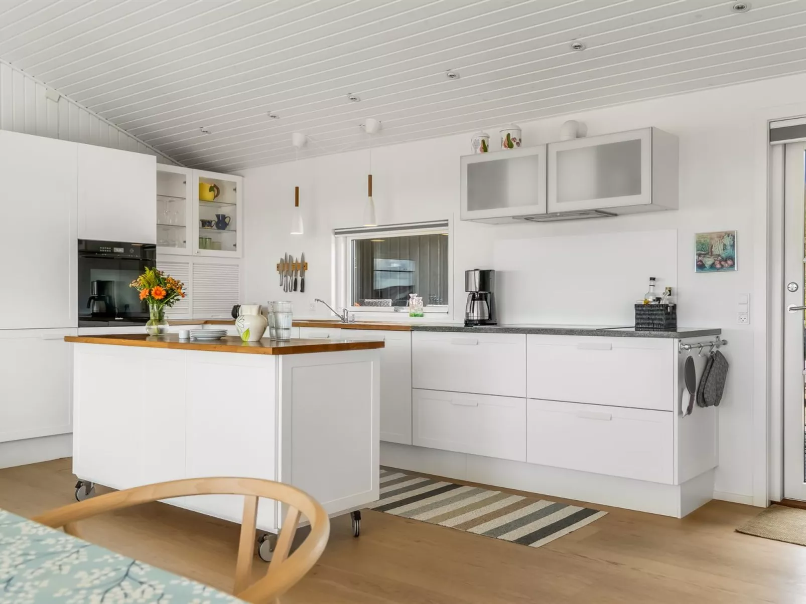 "Jannus" - 600m from the sea-Binnen