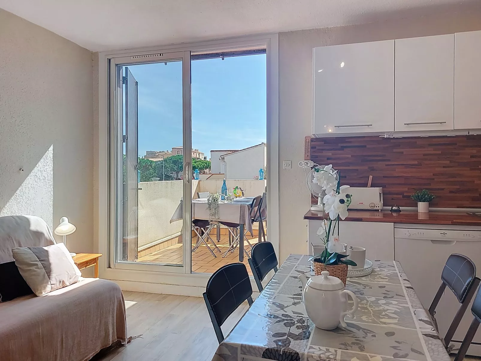 Les Supers Marines-Binnen