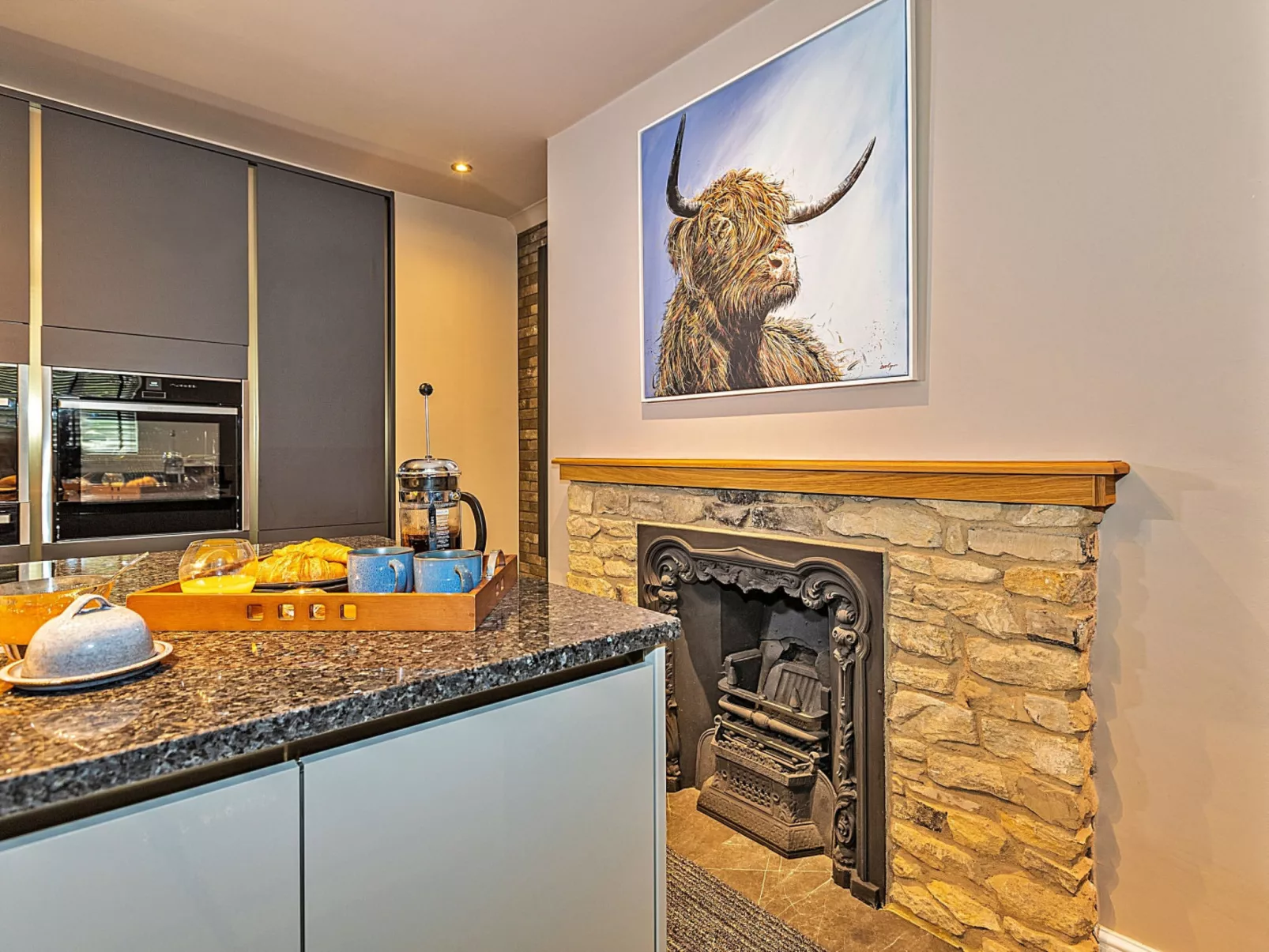 Ttich Manor Retreat-Binnen