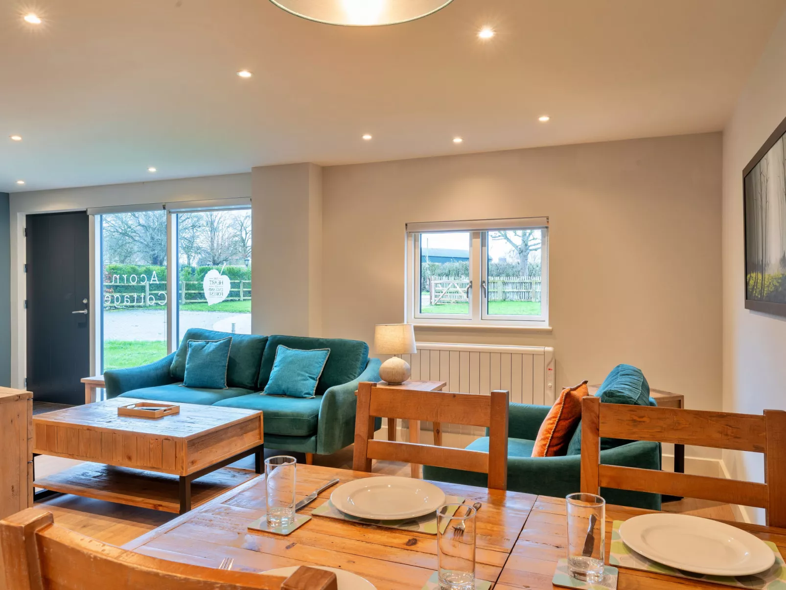 Acorn Cottage-Binnen