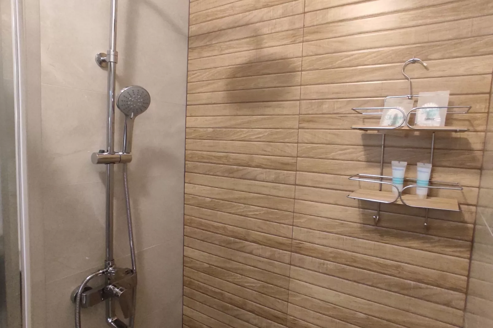 Room Porat 2 with Private Terrace - Double Bedroom with Private Terrace-Badkamer