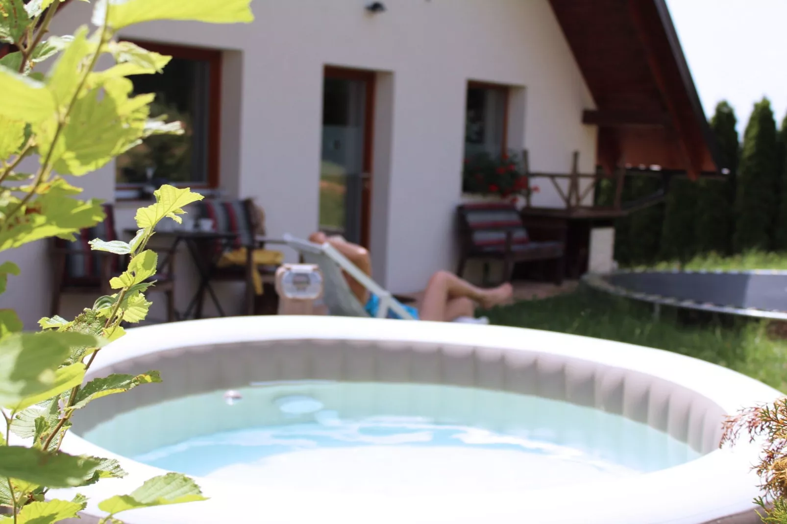 Rustic Refuge Glamping with Hot-Tub and Sauna - Two Bedroom Apartment with Terrace-Spa