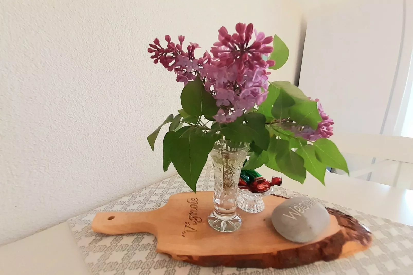 Secluded Authentic Apartment with Terrace - Studio Apartment with Terrace-Binnen