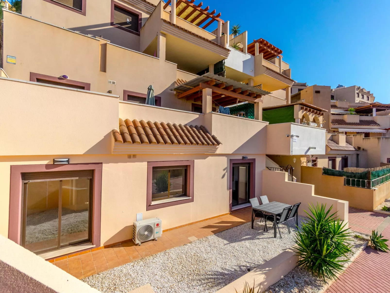 Collados Zieschang-Buiten