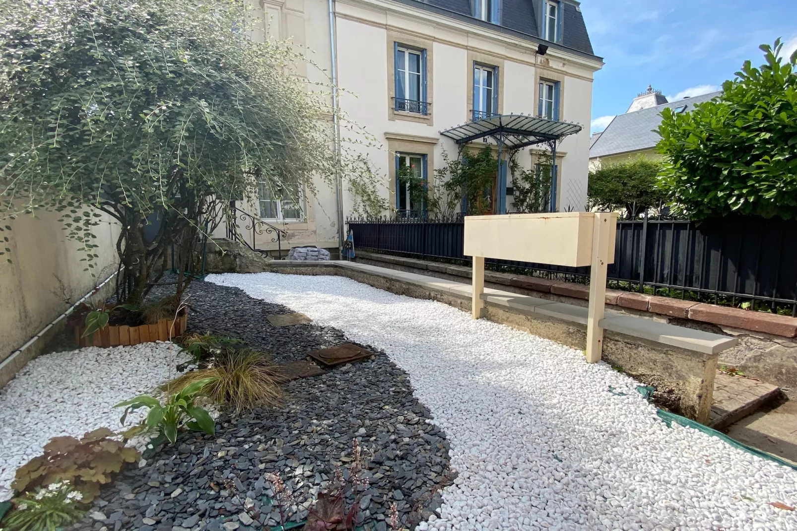 Appartement avec rooftop terrace-Buitenkant zomer