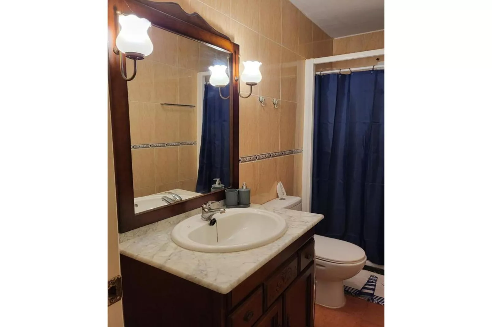 CT 368 AL - Faro's Casa Primera Linea Naturista Veraplaya-Badkamer