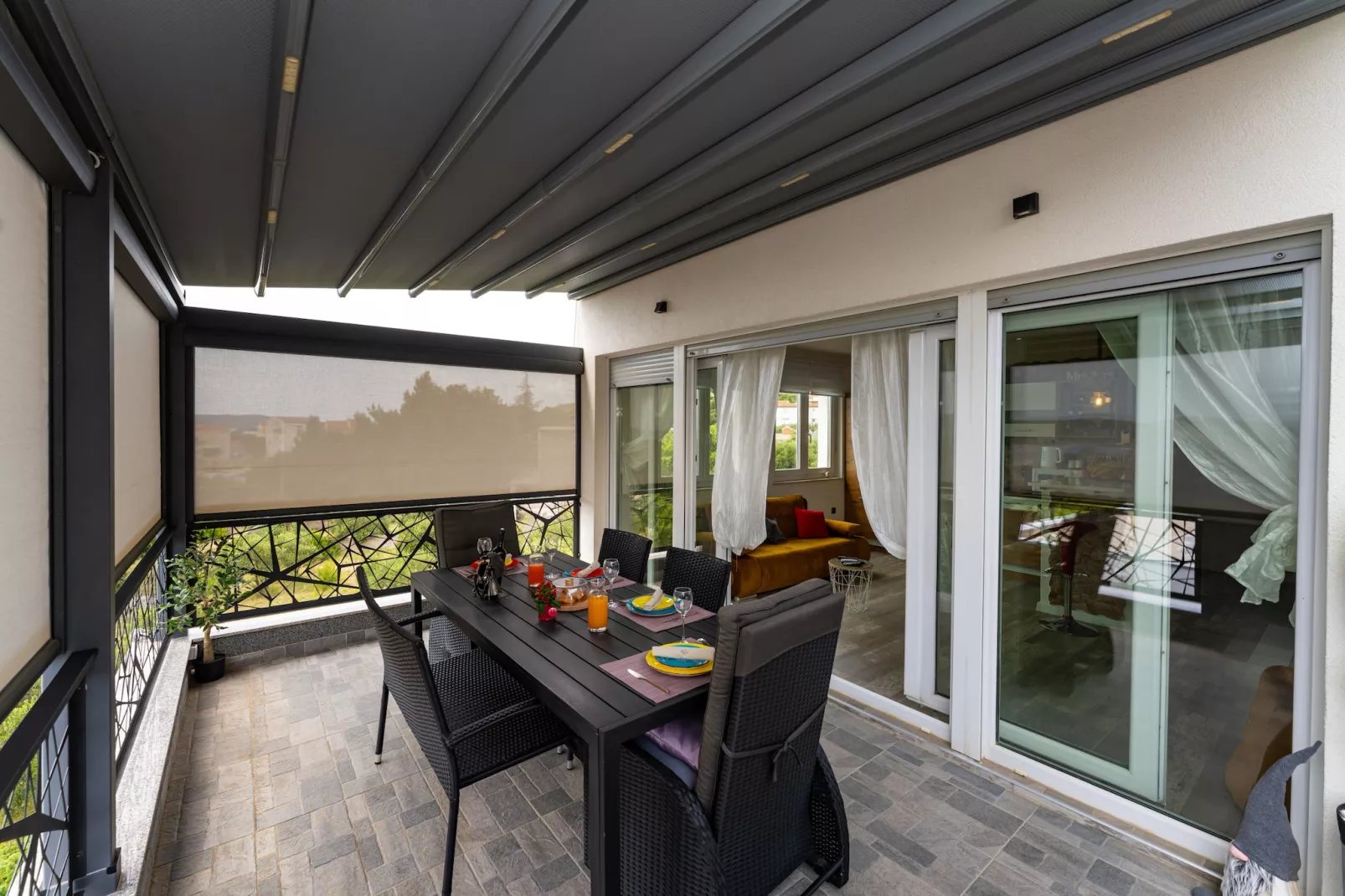 Sea view penthouse Nikita-Terrasbalkon