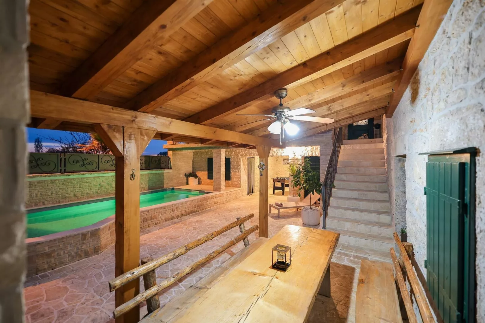 Authentic Villa Vita-Zwembad