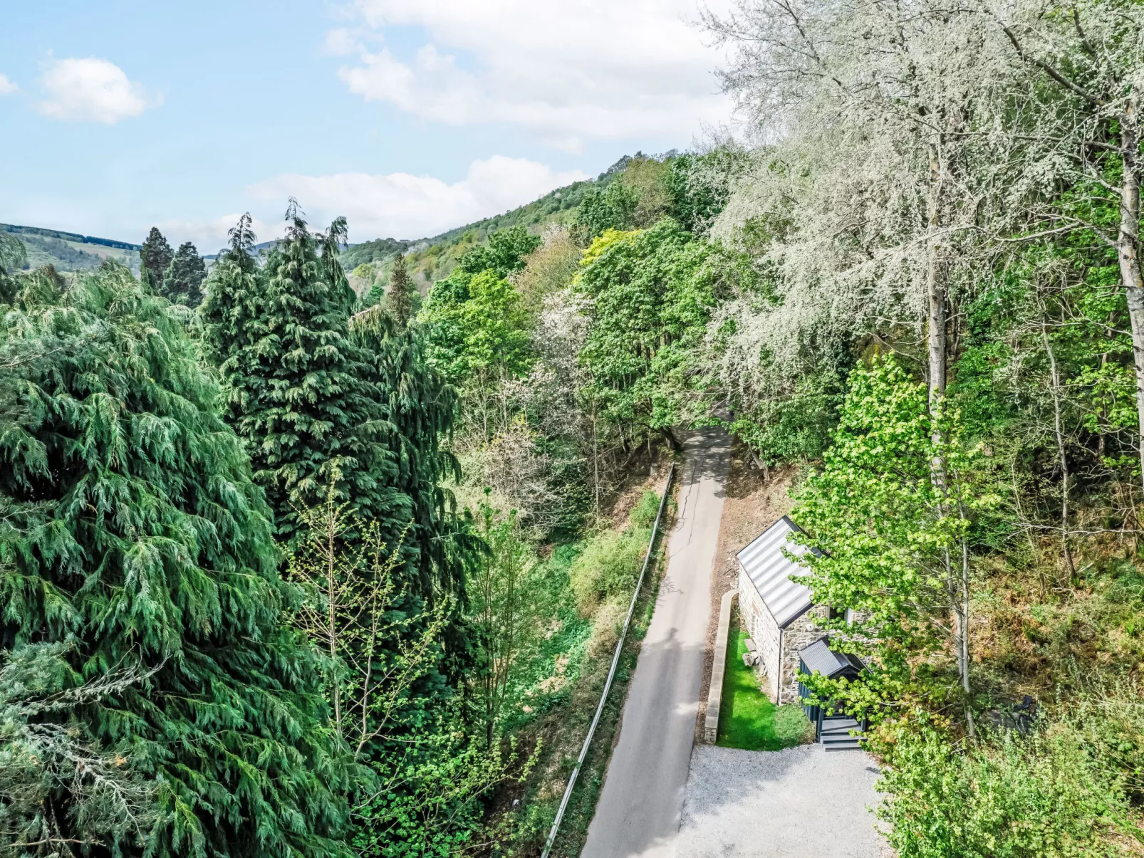 Wayside Bothy-Buiten