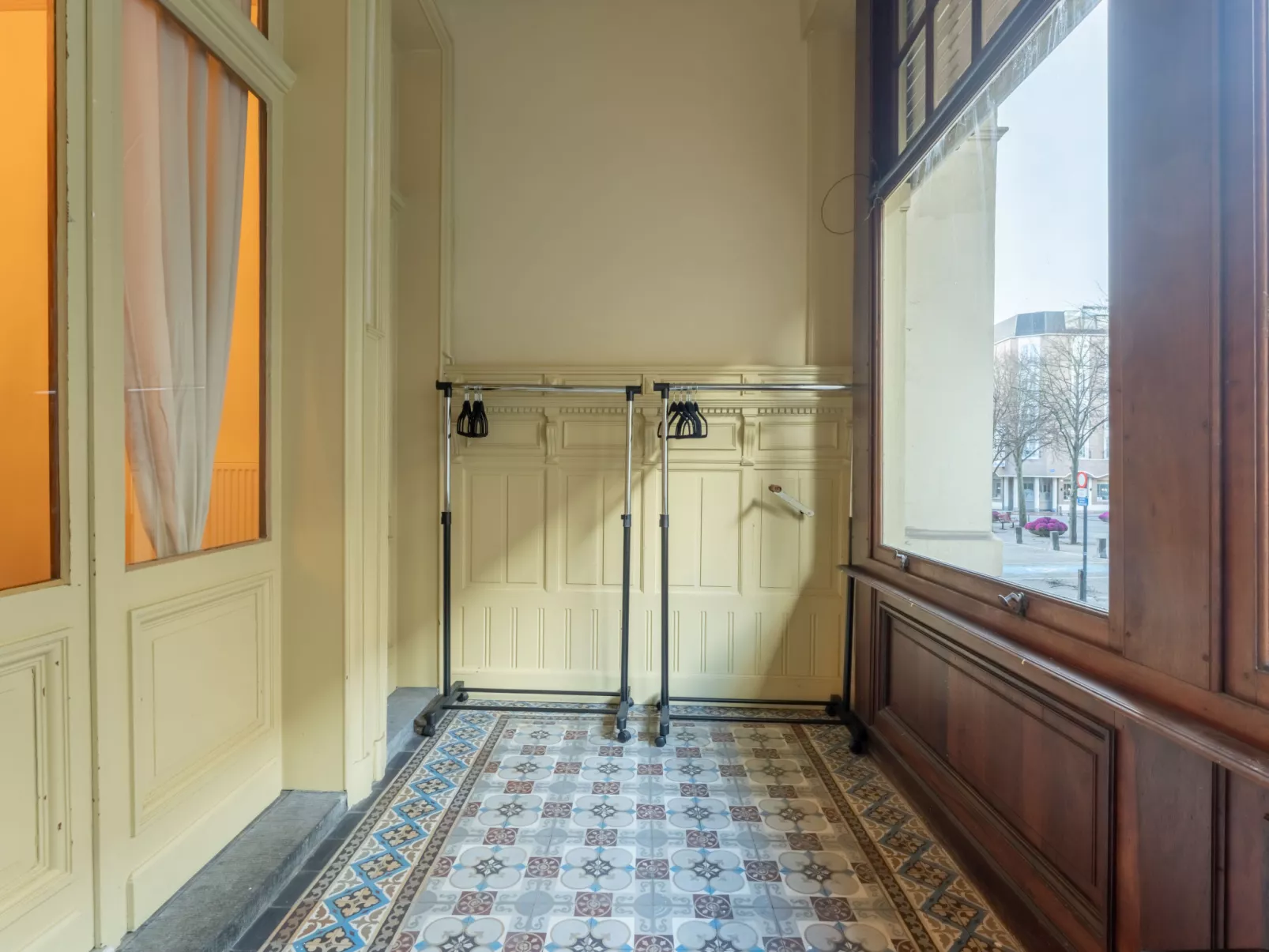 Notre Refuge - Your Belle Époque Escape-Binnen