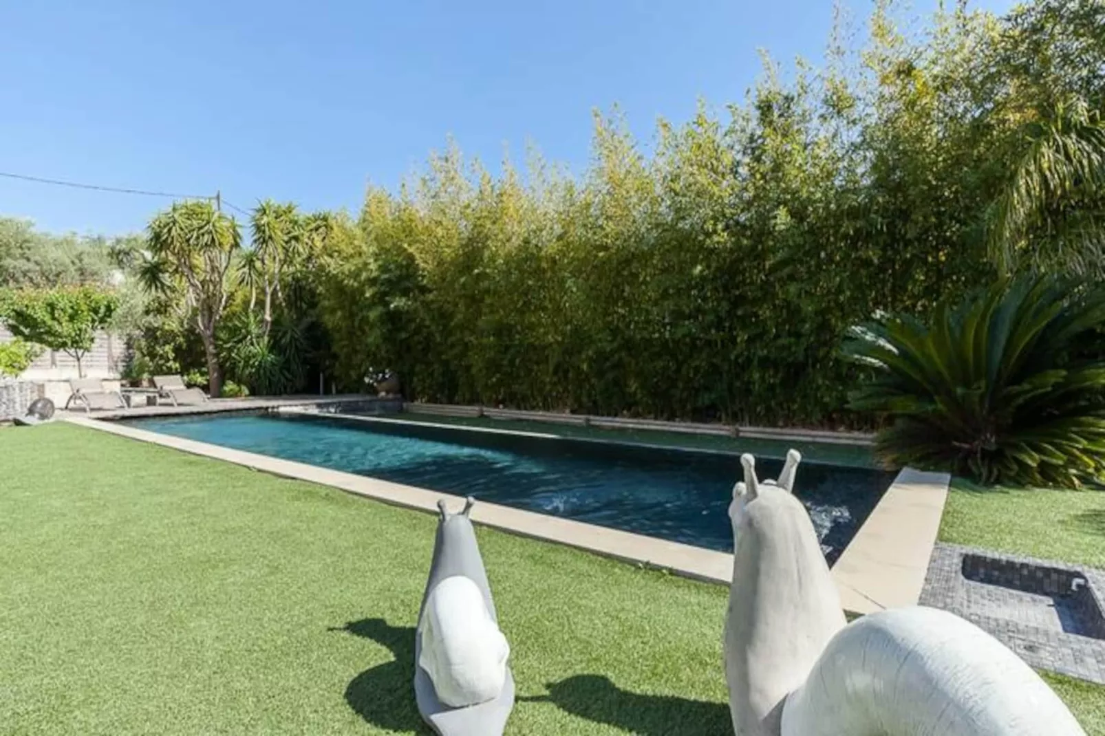 Résidence Villa En Domaine Priv&eacute; Avec Piscine Chauff&eacute;e-Niet-getagd