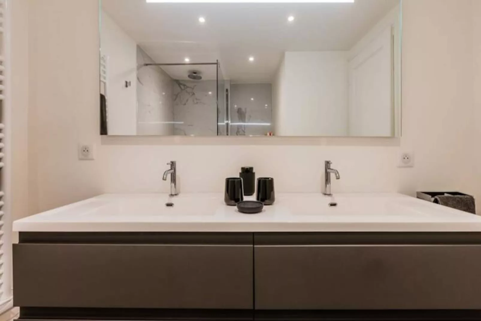 Résidence Hyper Centre Cannes - 4p &agrave; 100m Du Palais-Niet-getagd