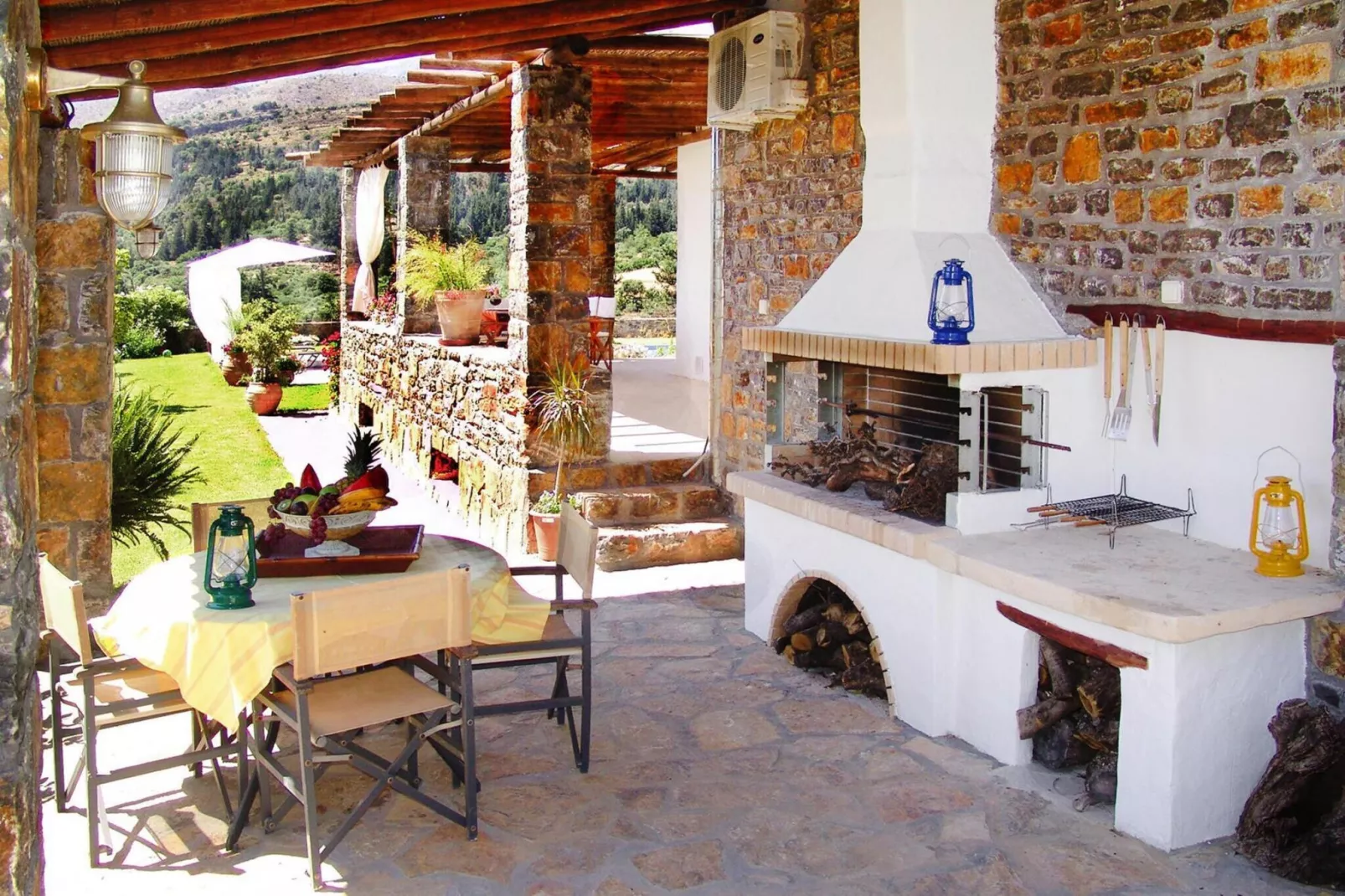 Holiday home, Pemonia--Buitenlucht