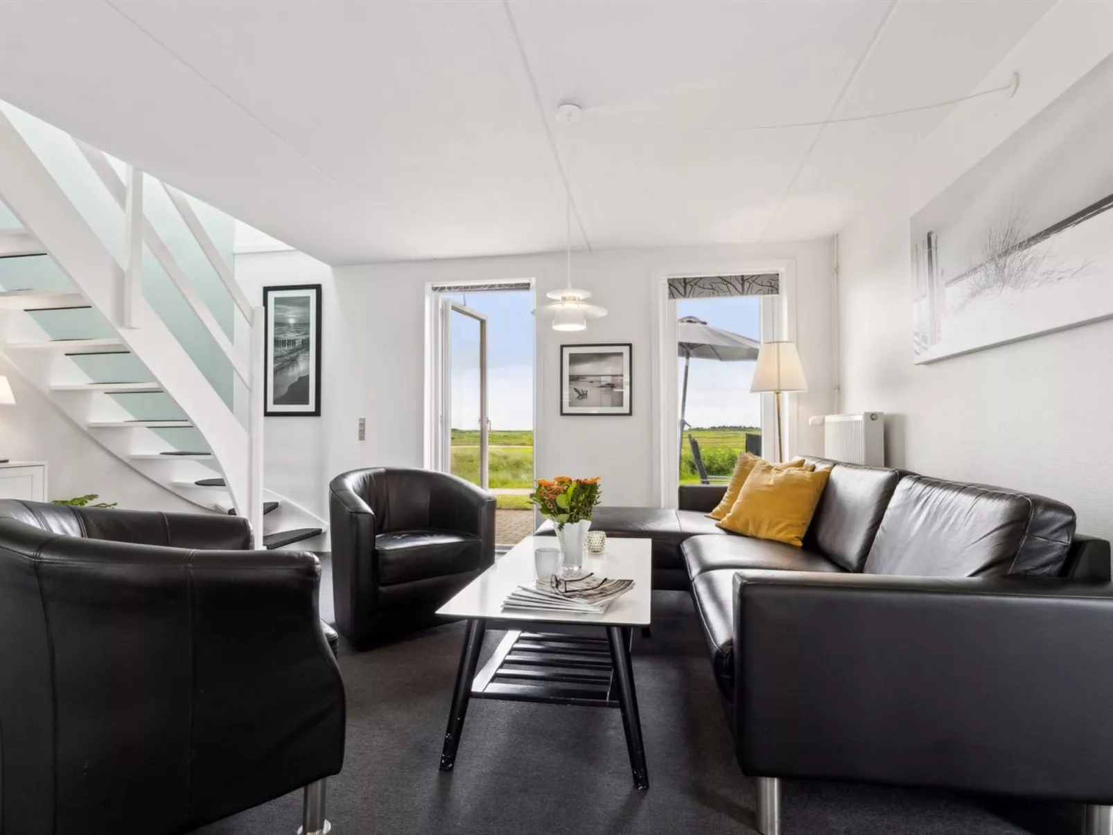 "Akim" - 2km from the sea-Binnen