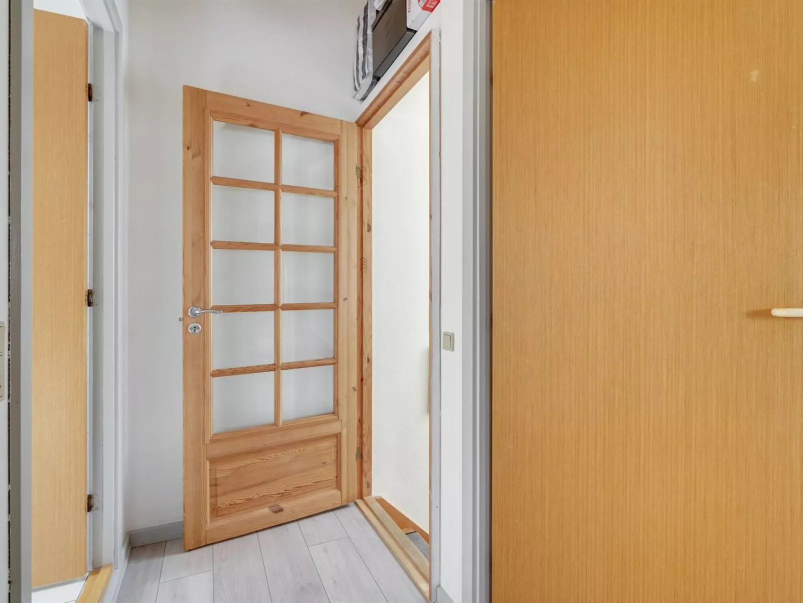 "Mariam" - 2.3km from the sea-Binnen