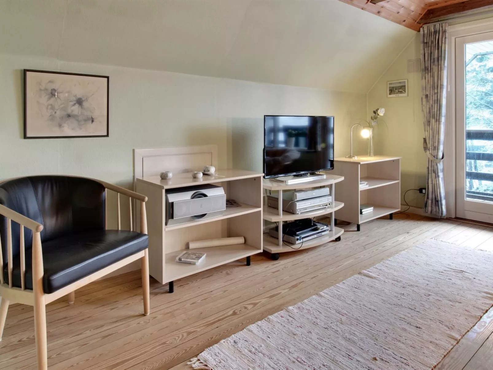 "Vendela" - 2.5km from the sea-Binnen