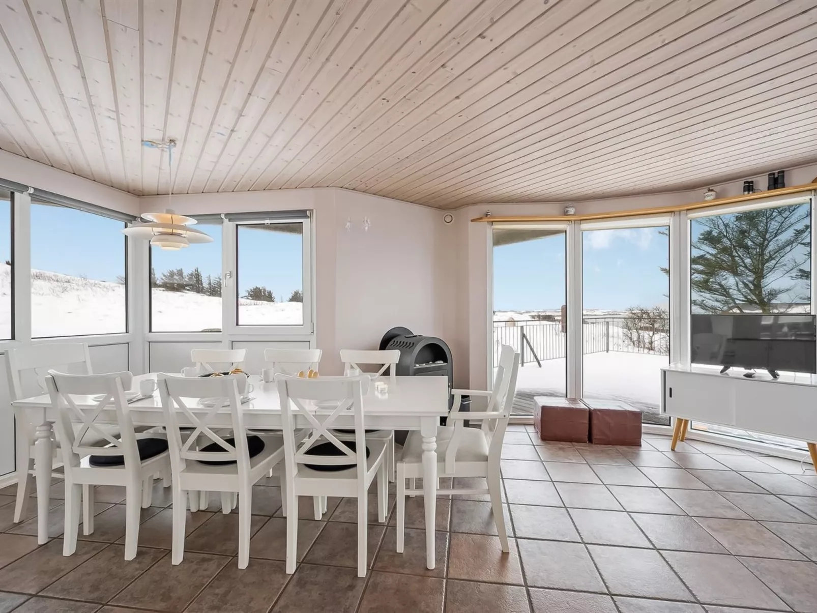 "Ginny" - 300m to the fjord-Binnen