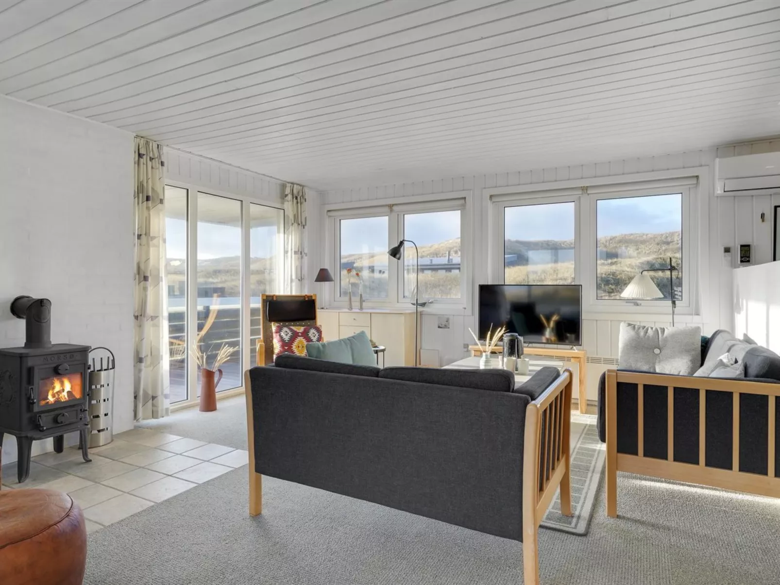 "Ozeana" -  from the sea-Binnen