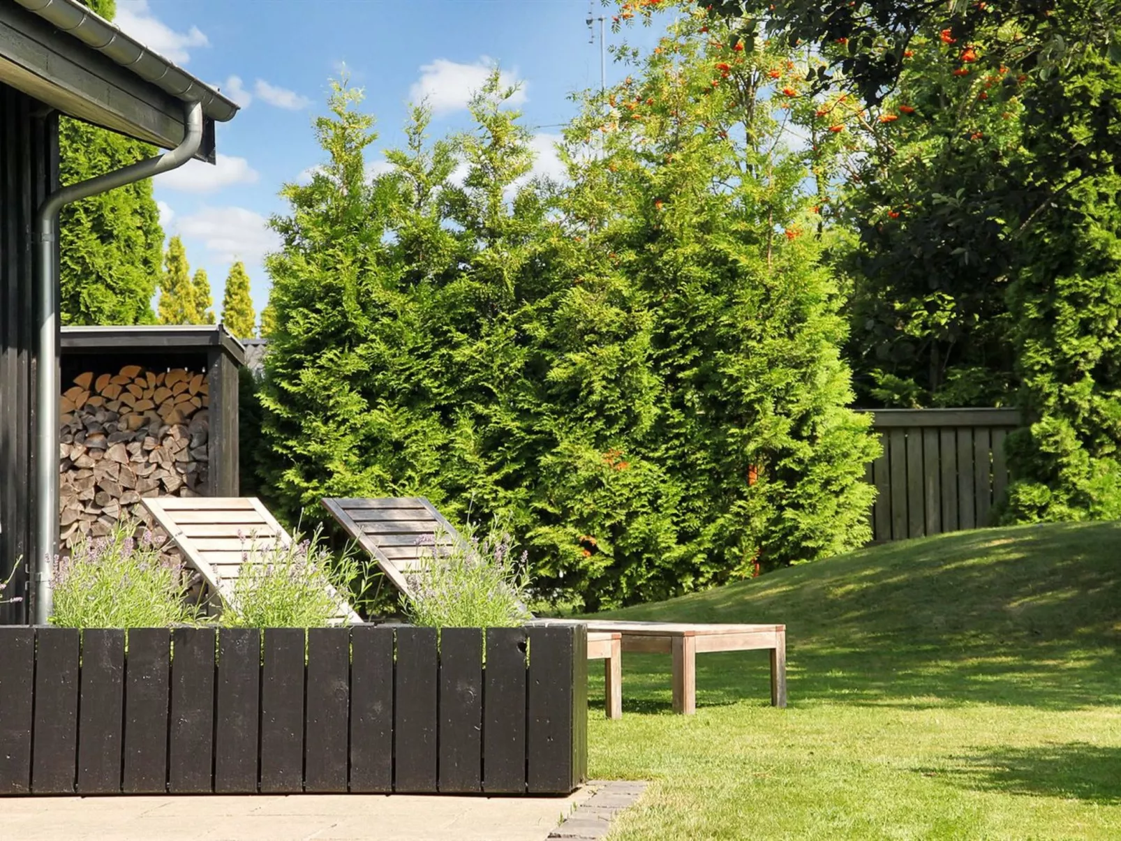 "Pavle" - 700m from the sea-Buiten