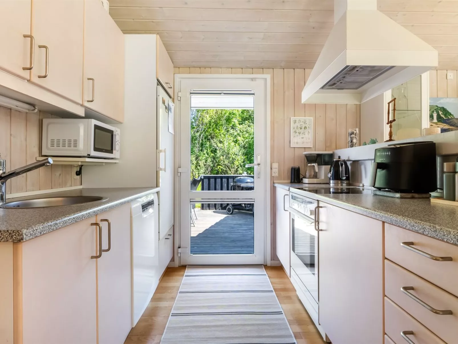 "Vilmar" - 1.2km from the sea-Binnen