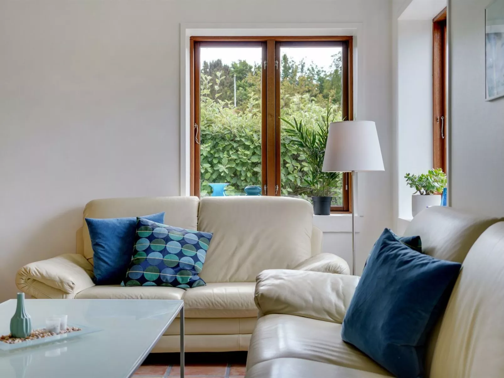 "Eivi" - 150m from the sea-Binnen