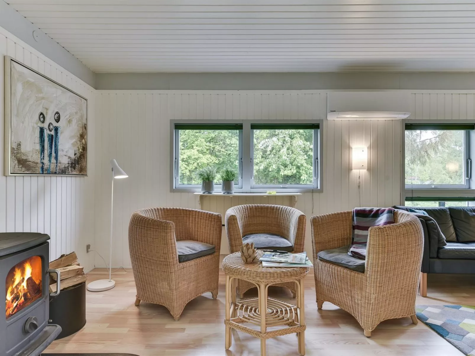 "Hasti" - 700m from the sea-Binnen