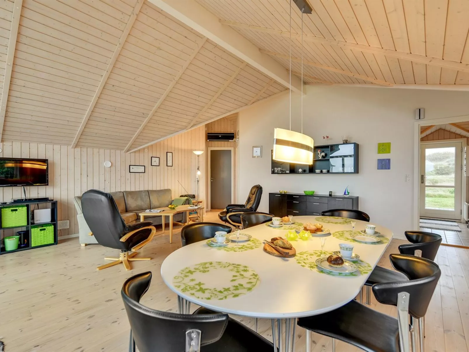 "Christan" - 1.2km from the sea-Binnen