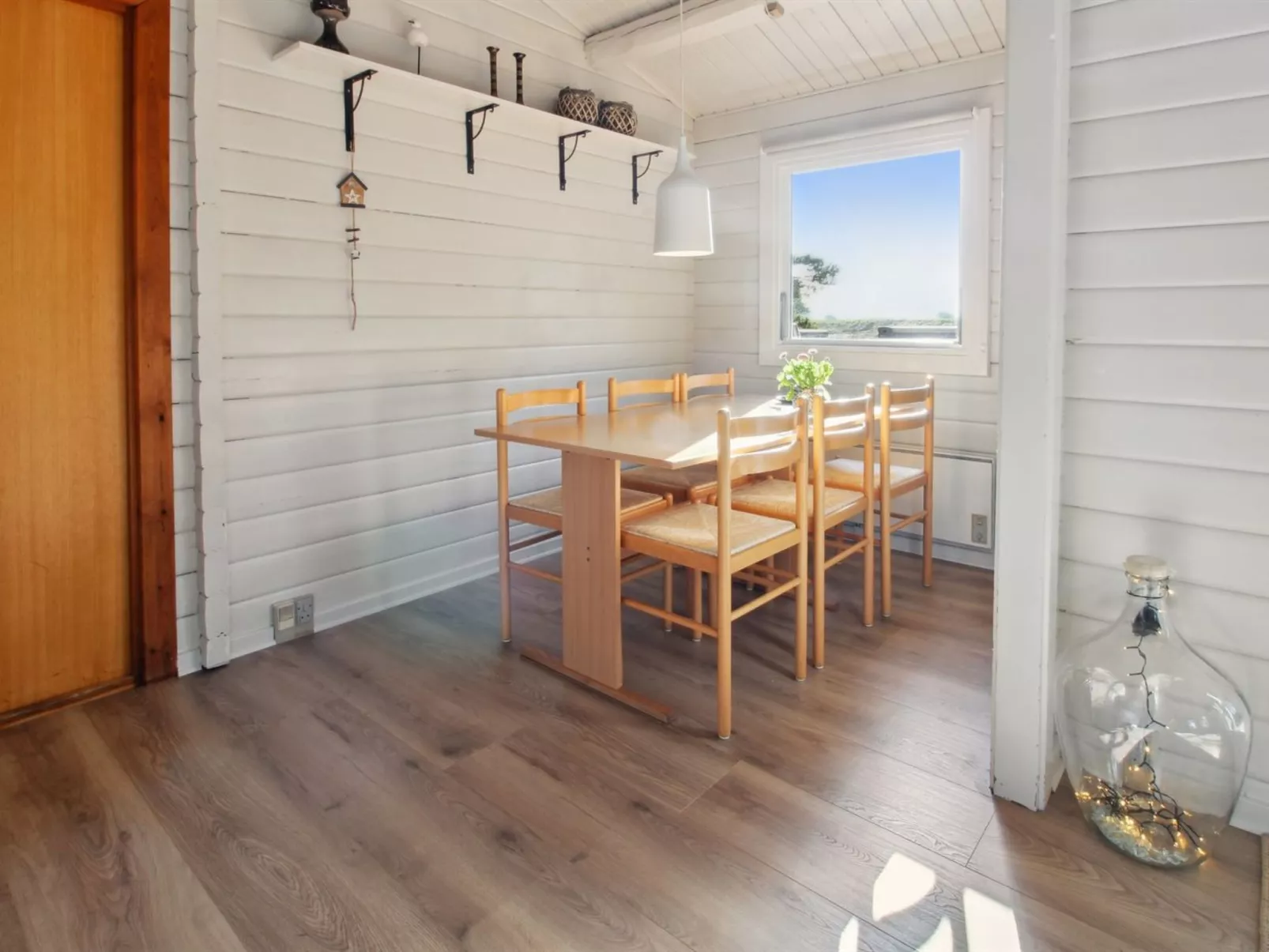 "Herborg" - 1km from the sea-Binnen