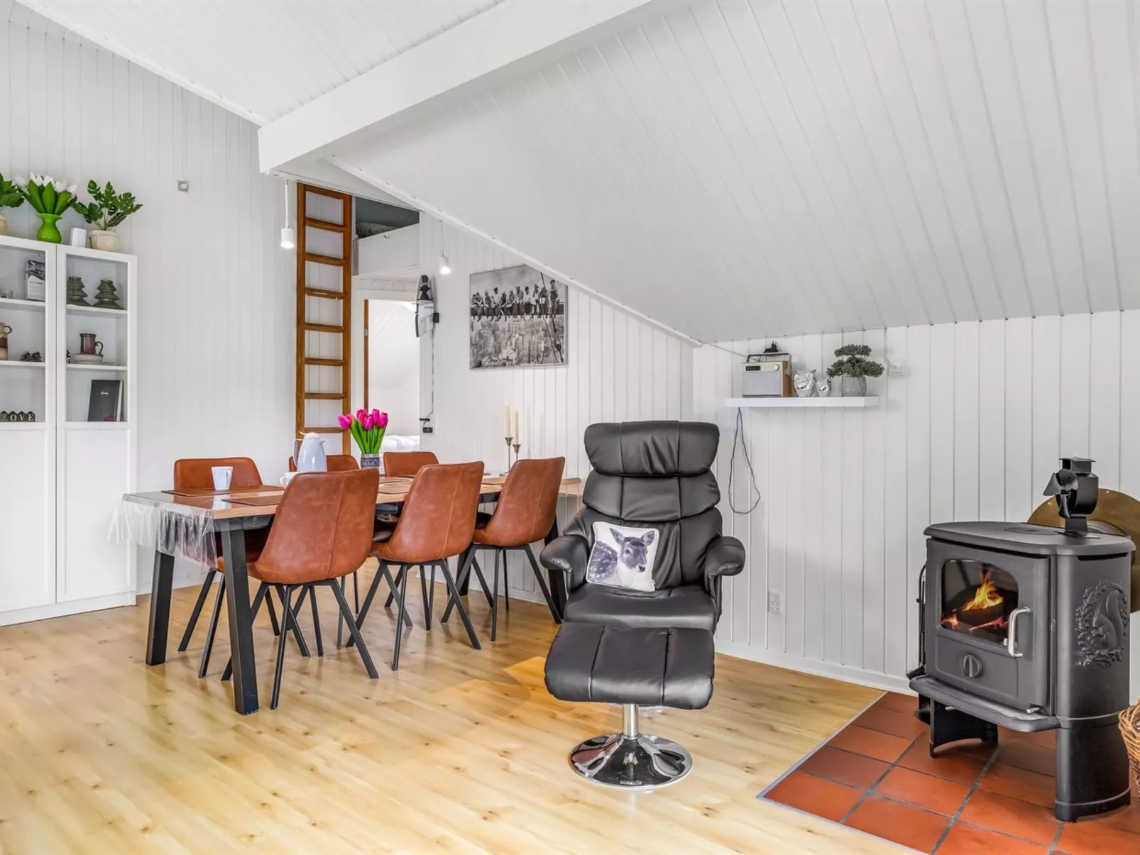 "Asulf" - 31km from the sea-Binnen