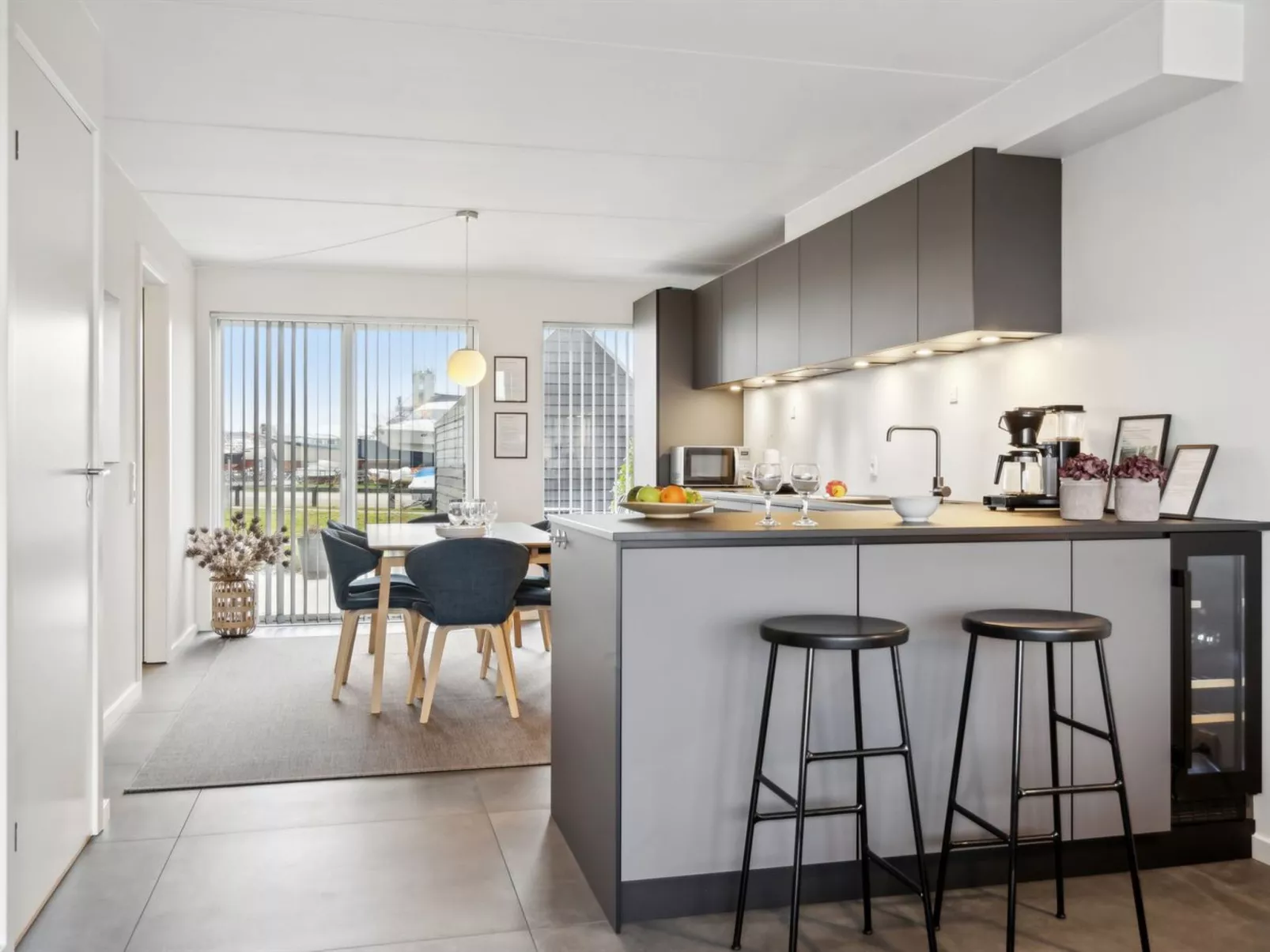 "Lucjan" - 50m from the sea-Binnen