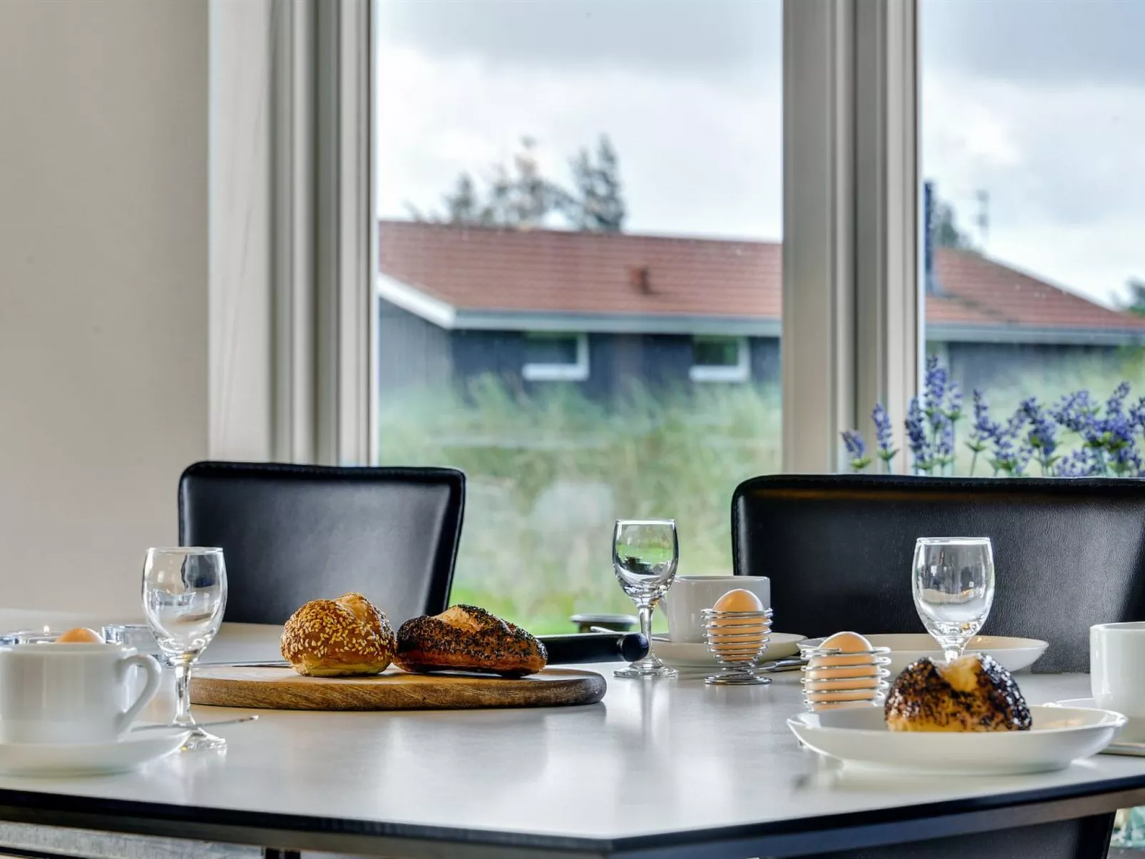 "Faye" - 600m from the sea-Binnen