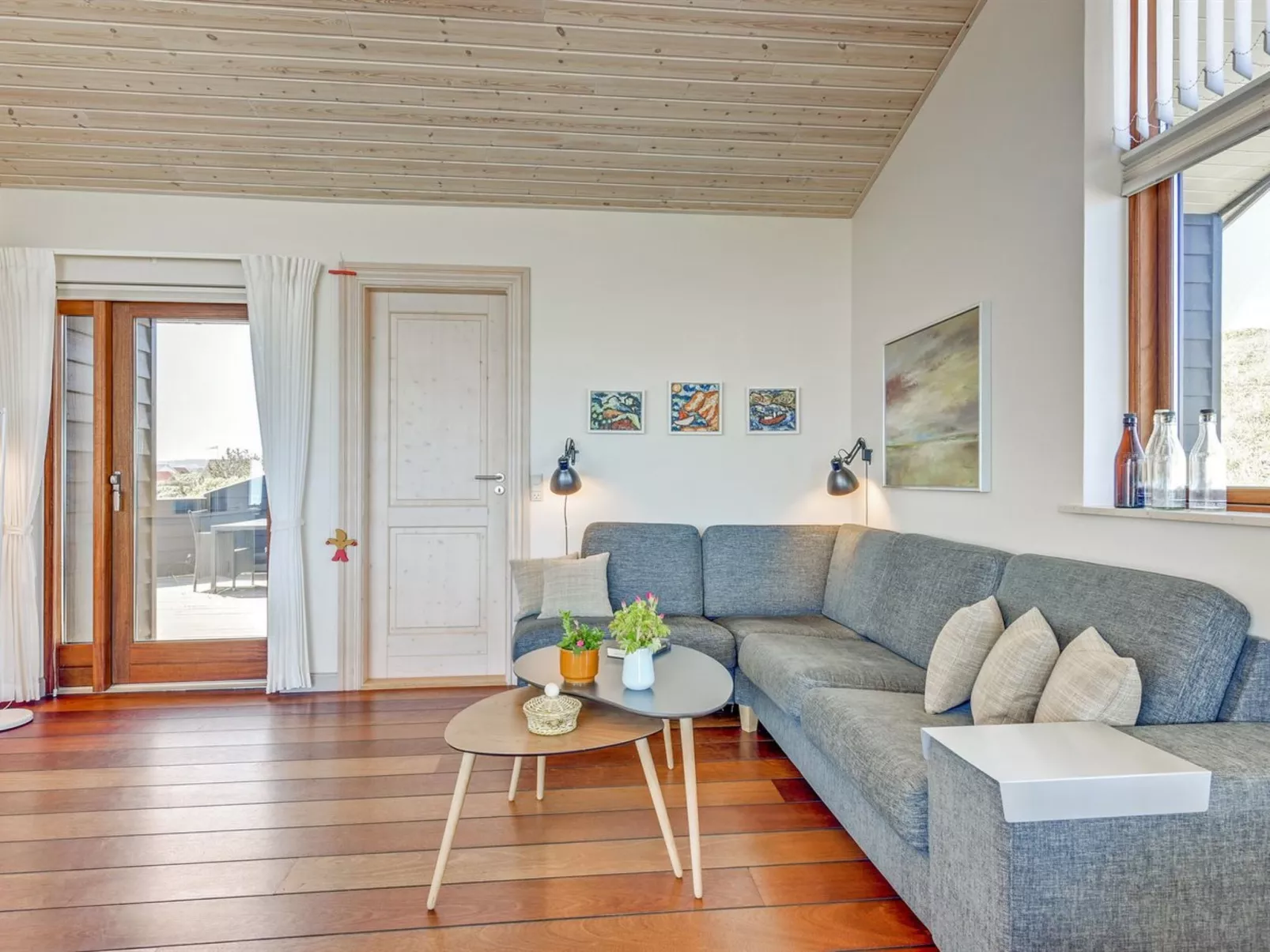 "Arngrim" - 100m from the sea-Binnen