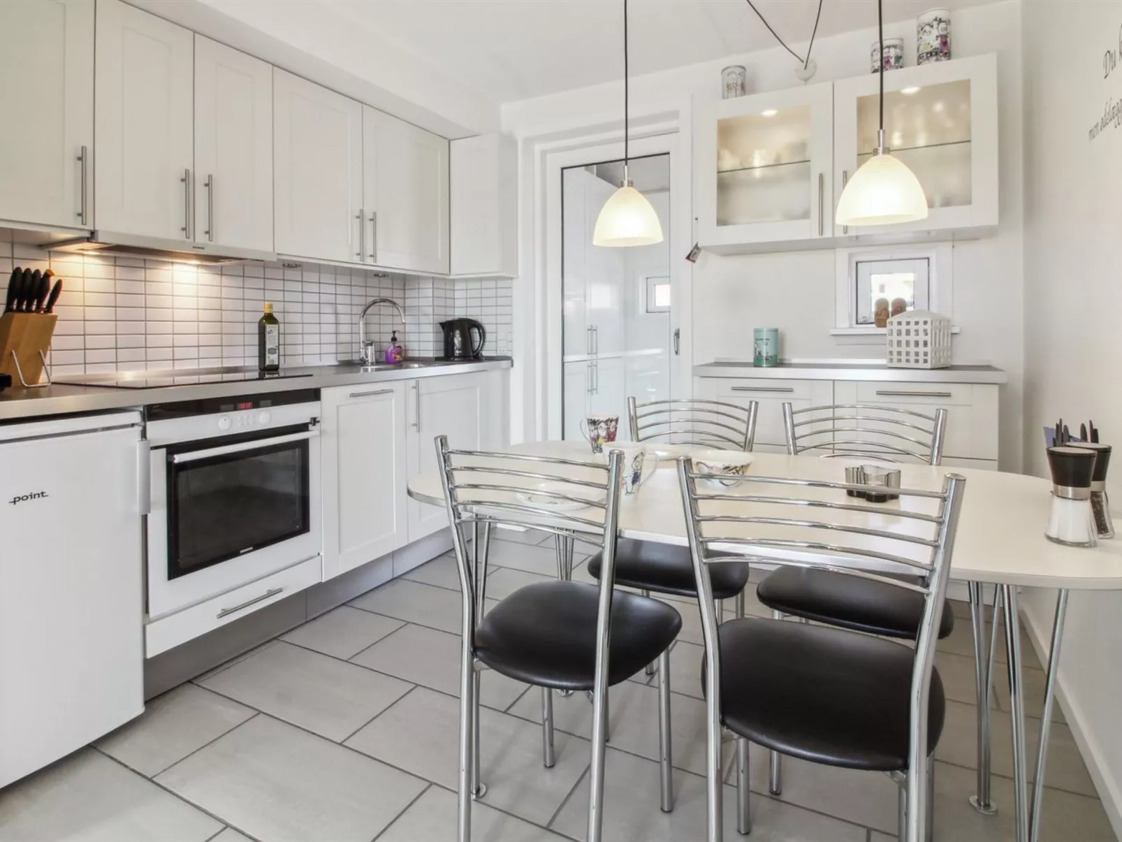 "Faidra" - 2.5km from the sea - Binnen