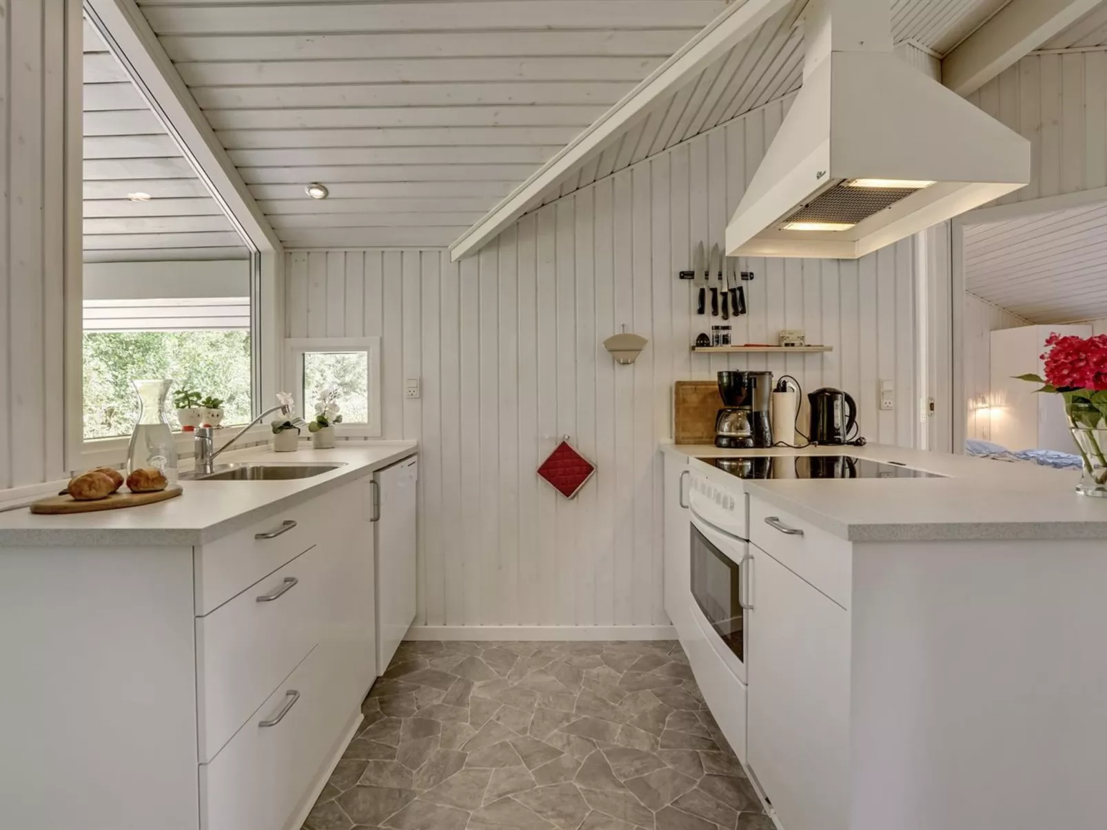 "Stasia" - 75m from the sea-Binnen