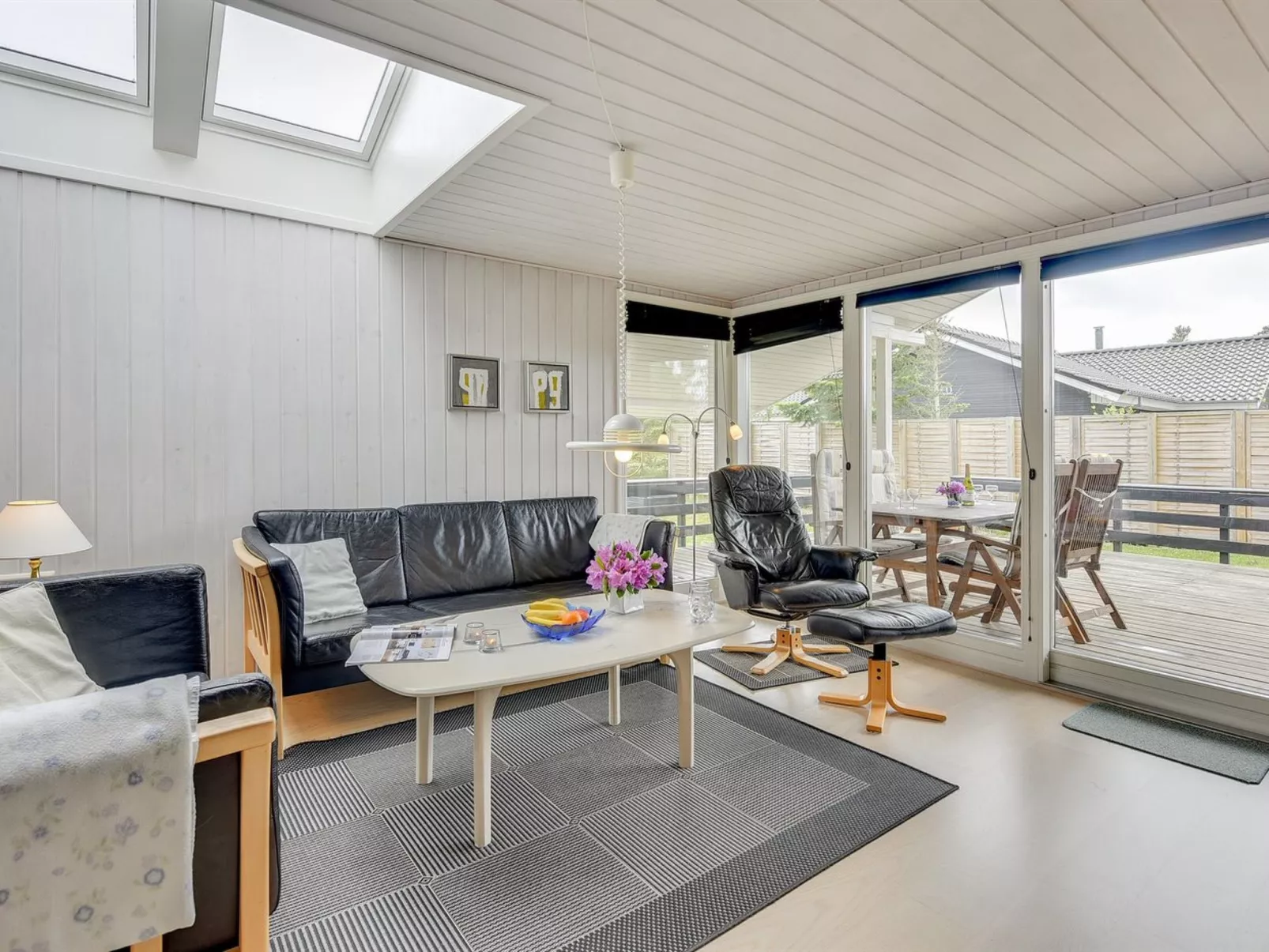 "Hildegarde" - 900m from the sea-Binnen