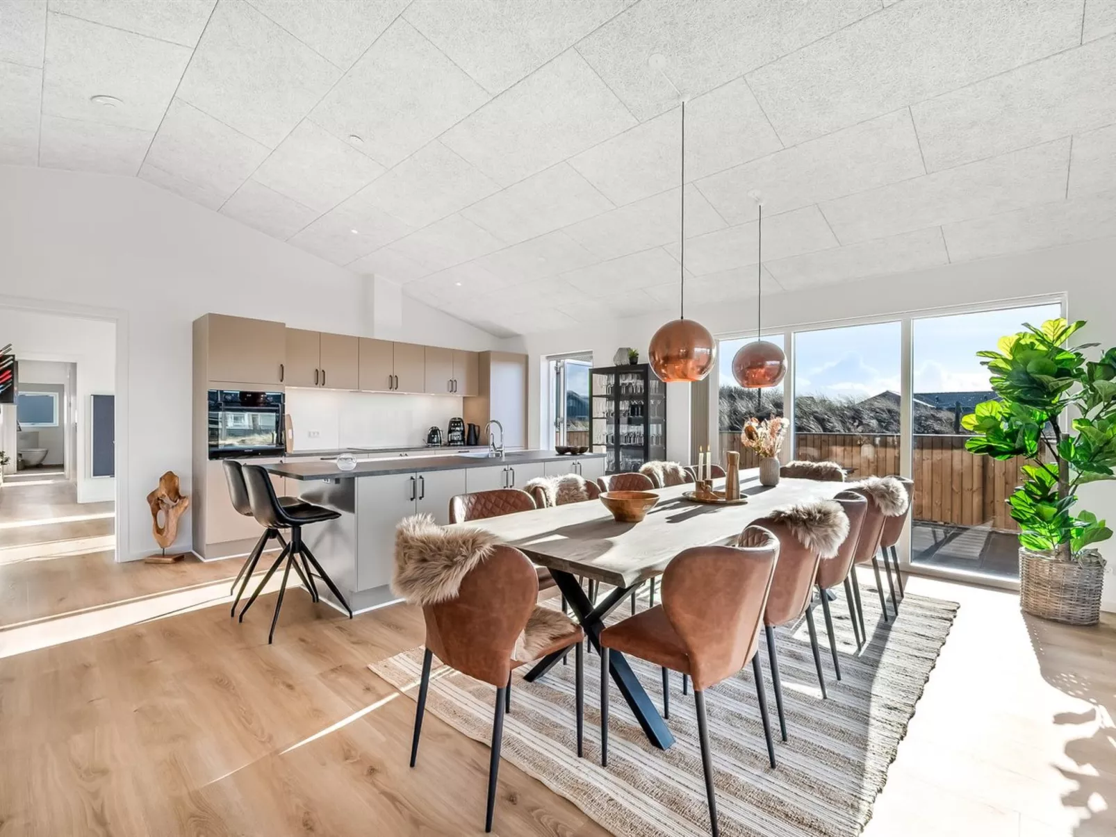 "Waldar" -  from the sea-Binnen