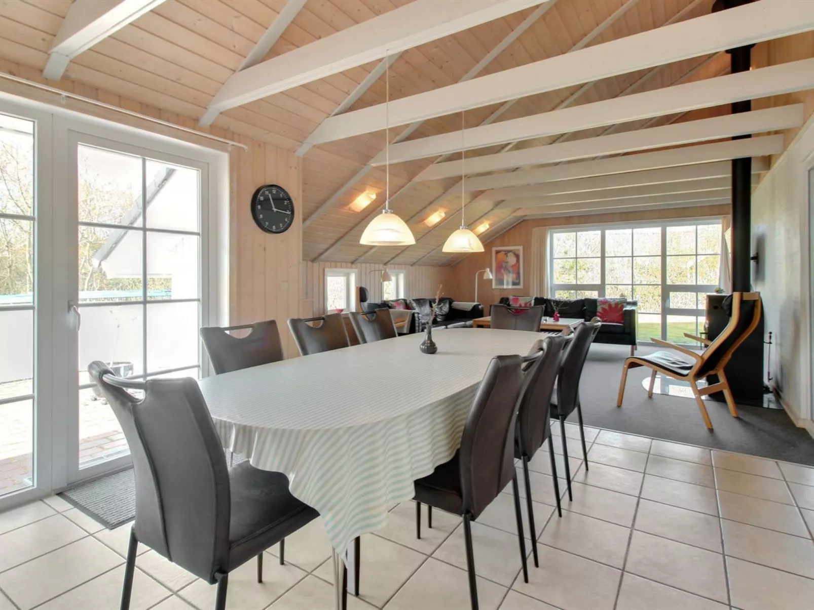 "Munder" - 1.2km to the fjord-Binnen