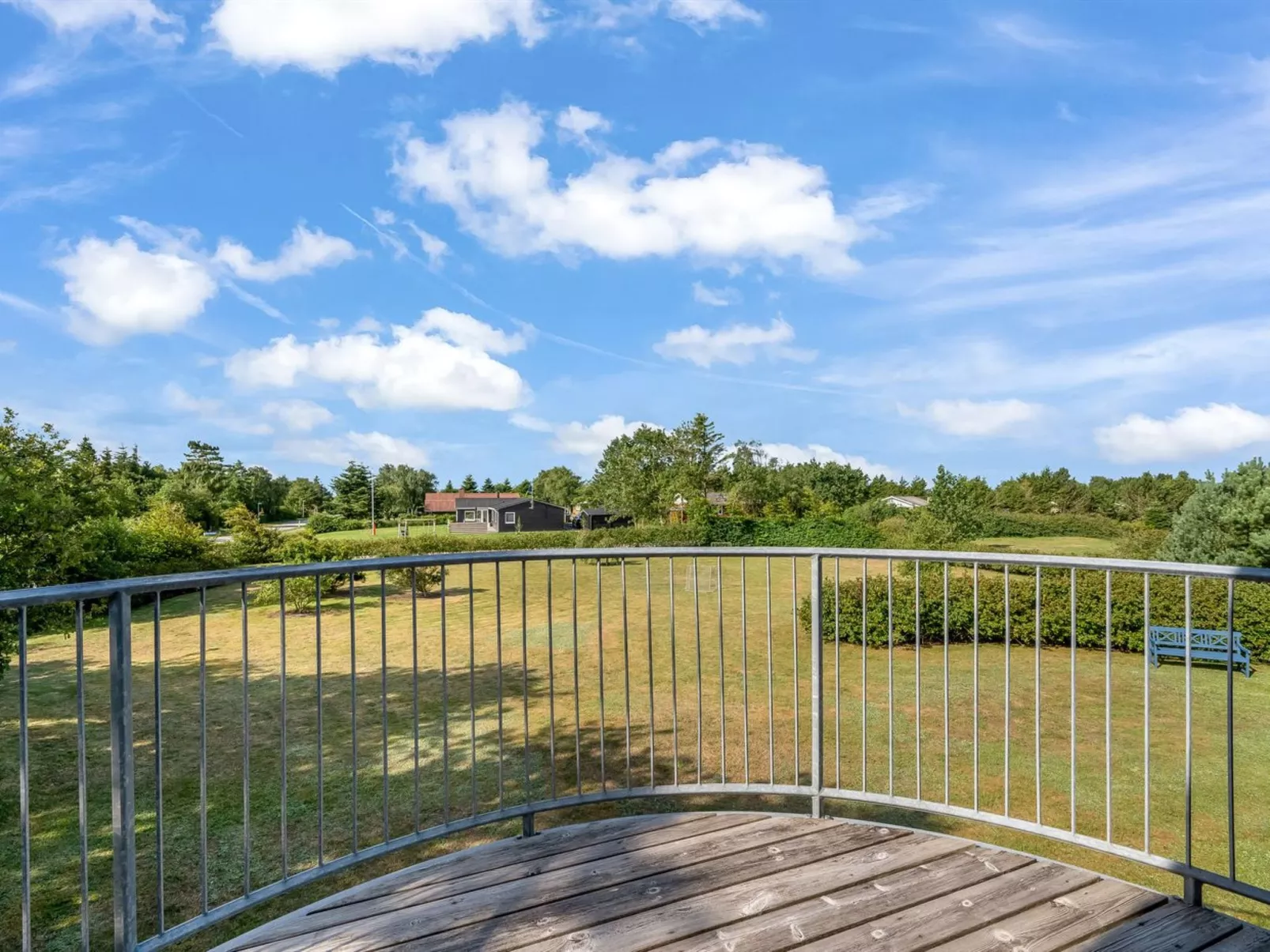 "Hendrina" - 250m to the fjord-Buiten