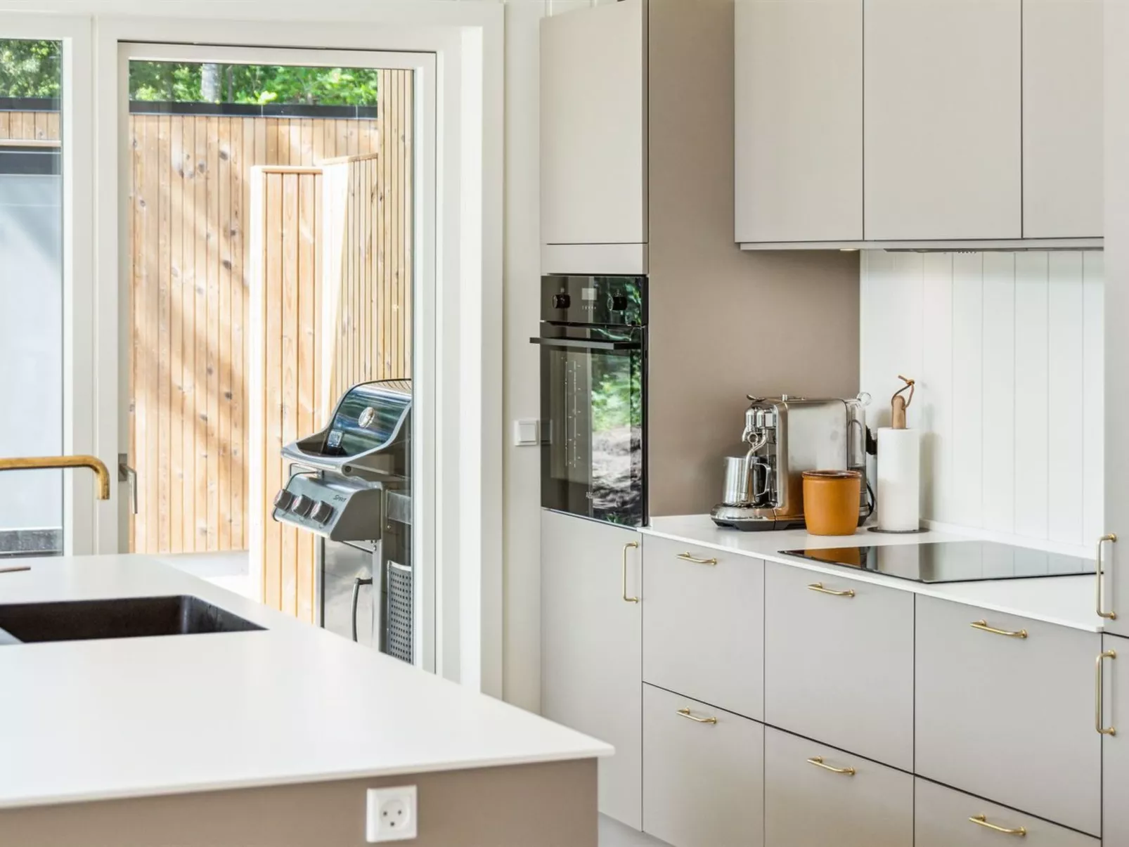 "Tinja" - 900m from the sea-Binnen