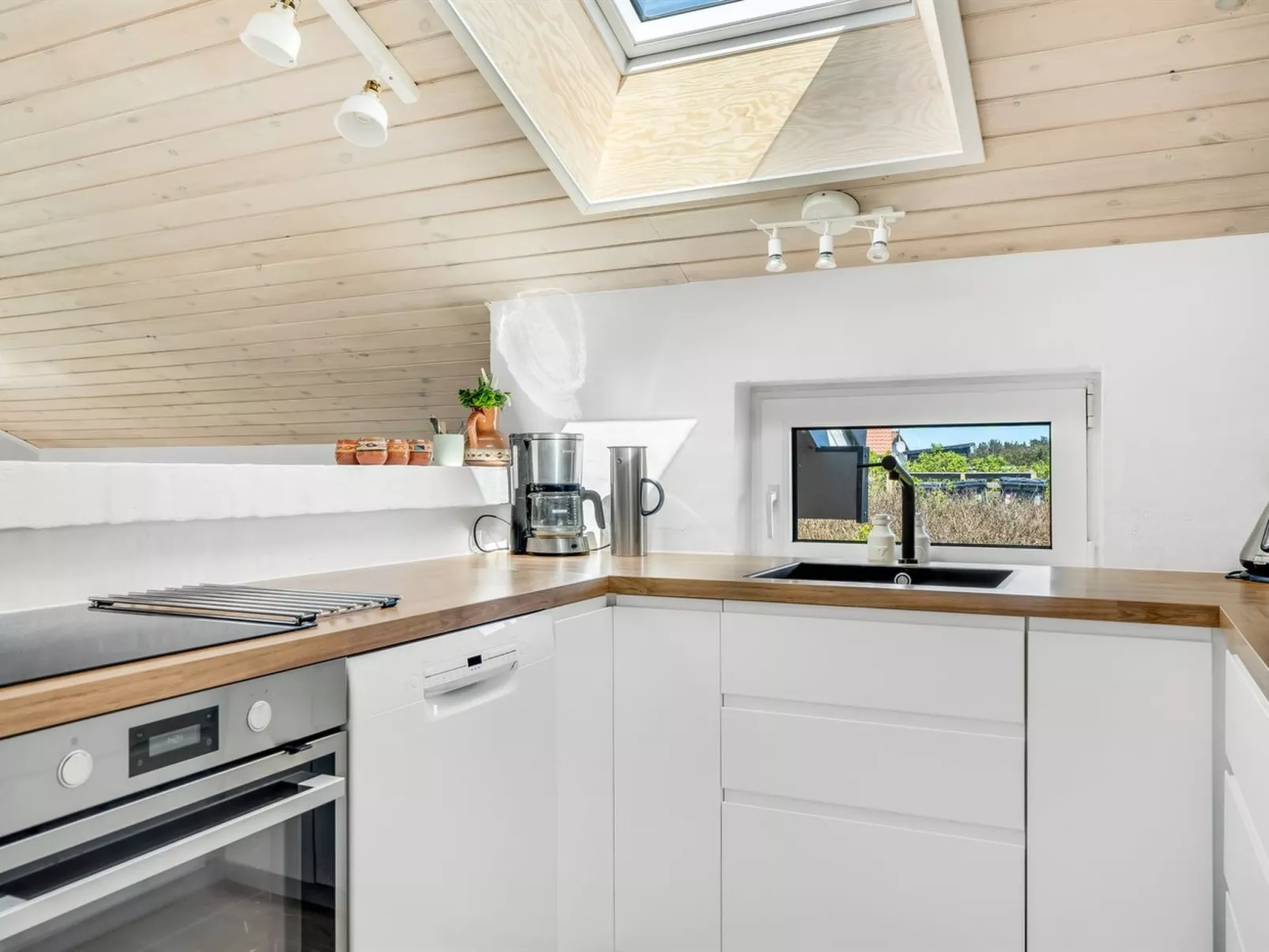 "Jenvold" - 600m from the sea-Binnen