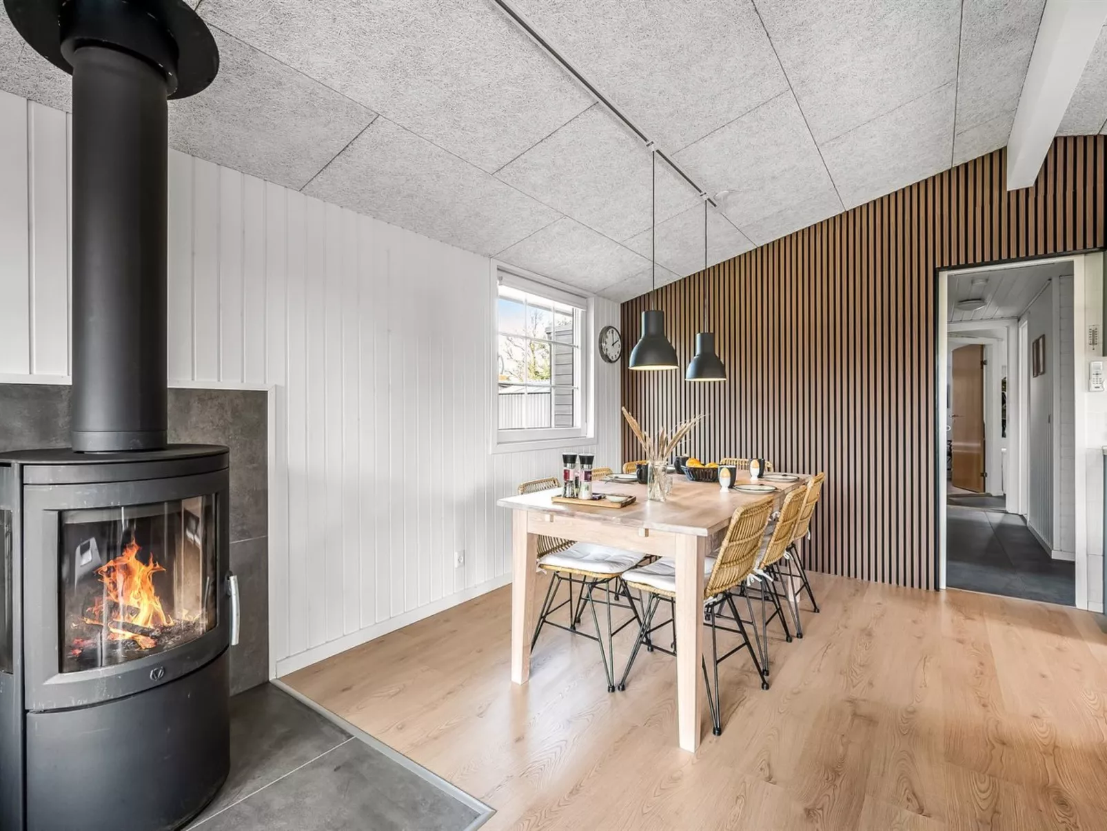 "Ludvika" - 300m to the fjord-Binnen