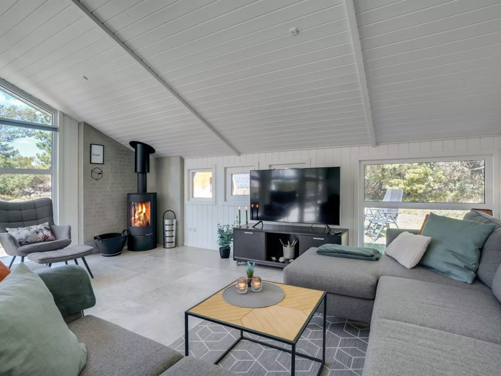 "Edeltraut" - 900m from the sea-Binnen